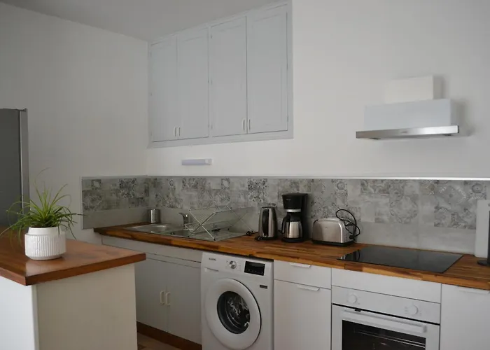 度假居 Maison De 4 A Cholet, Ideale Pour Les Familles, Groupes Et Sportifs ! 绍莱